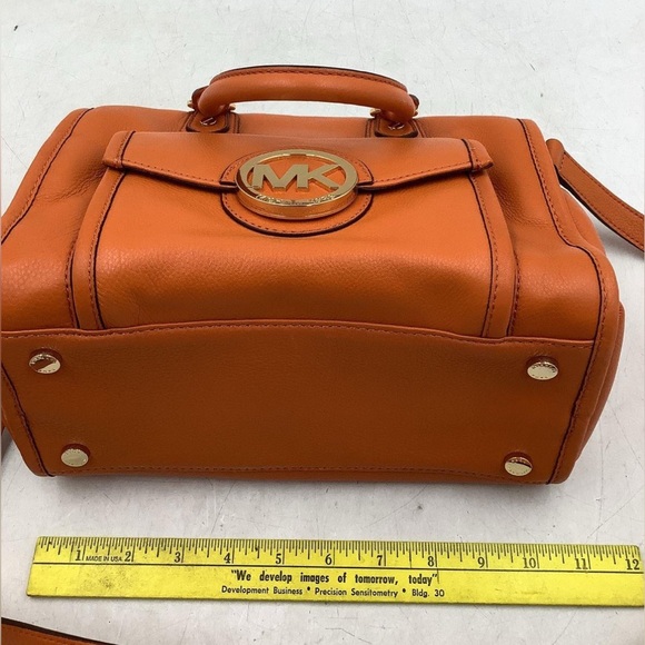 Michael Kors Orange Pebbled Leather Satchel with Adjustable Crossbody Strap EUC - Picture 10 of 16